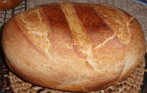 Tejes kenyér 